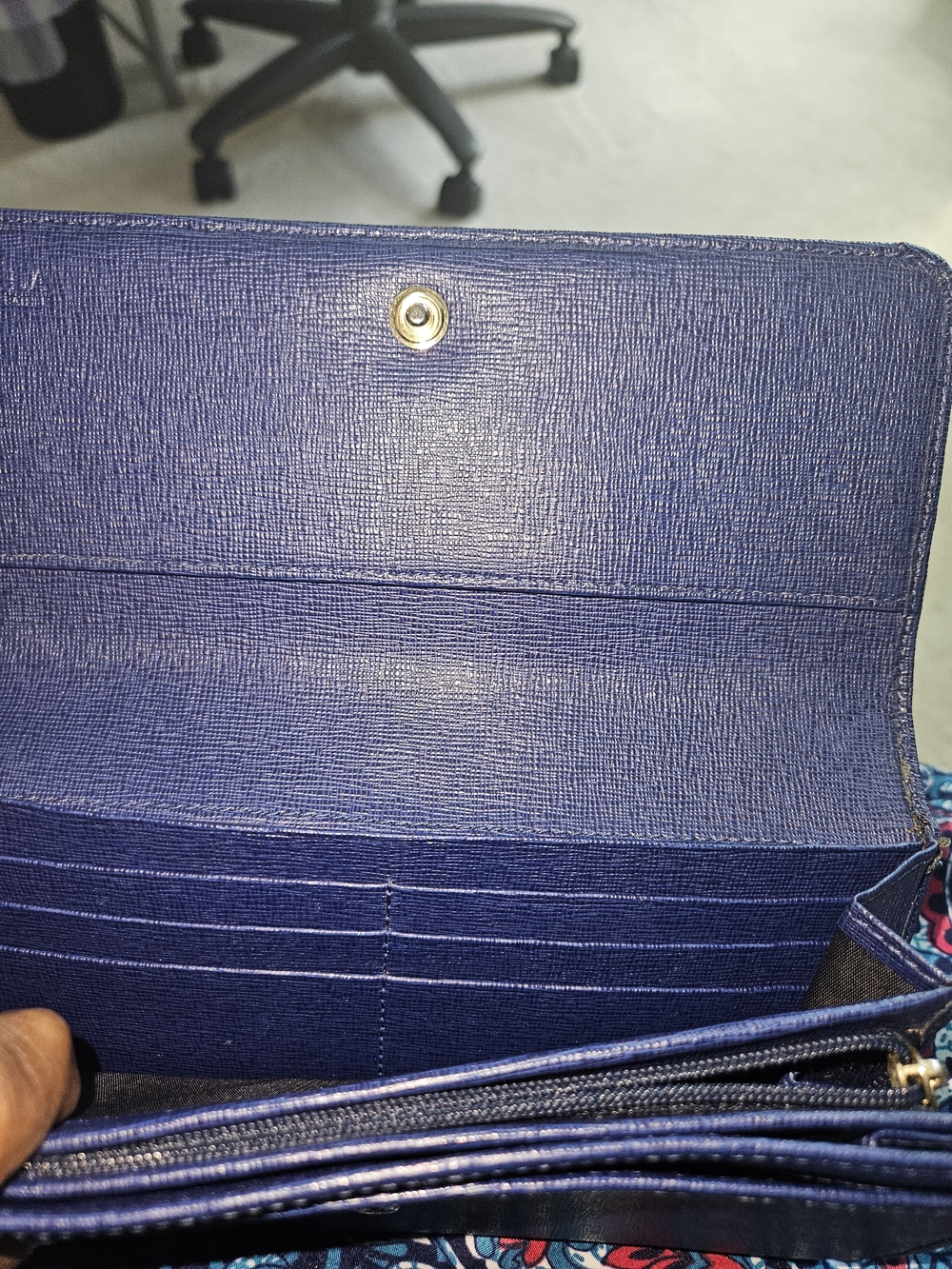 Furla Elena Navy Saffiano Leather Satchel with Wallet (Dem. 13wx9h) - Picture 15 of 15